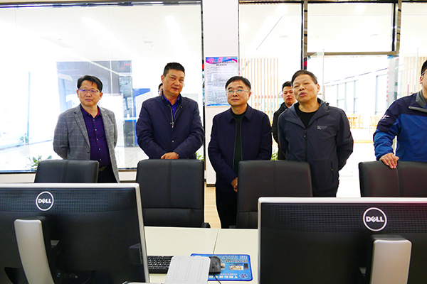 1616395414946817.jpg 參觀三樓中控室.jpg