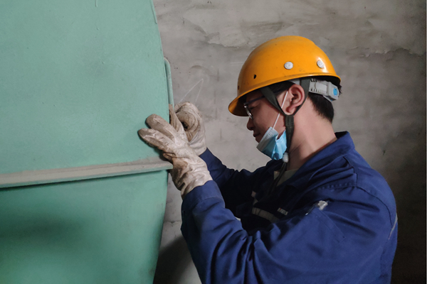 1648619306531696.jpg 現(xiàn)場檢修2.jpg