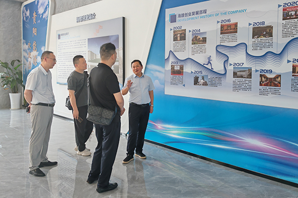 1756797994841566.jpg 參觀展廳.jpg